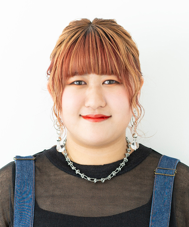 STYLIST 小幡　瑠奈